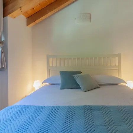 Appartement Veloccino Del *